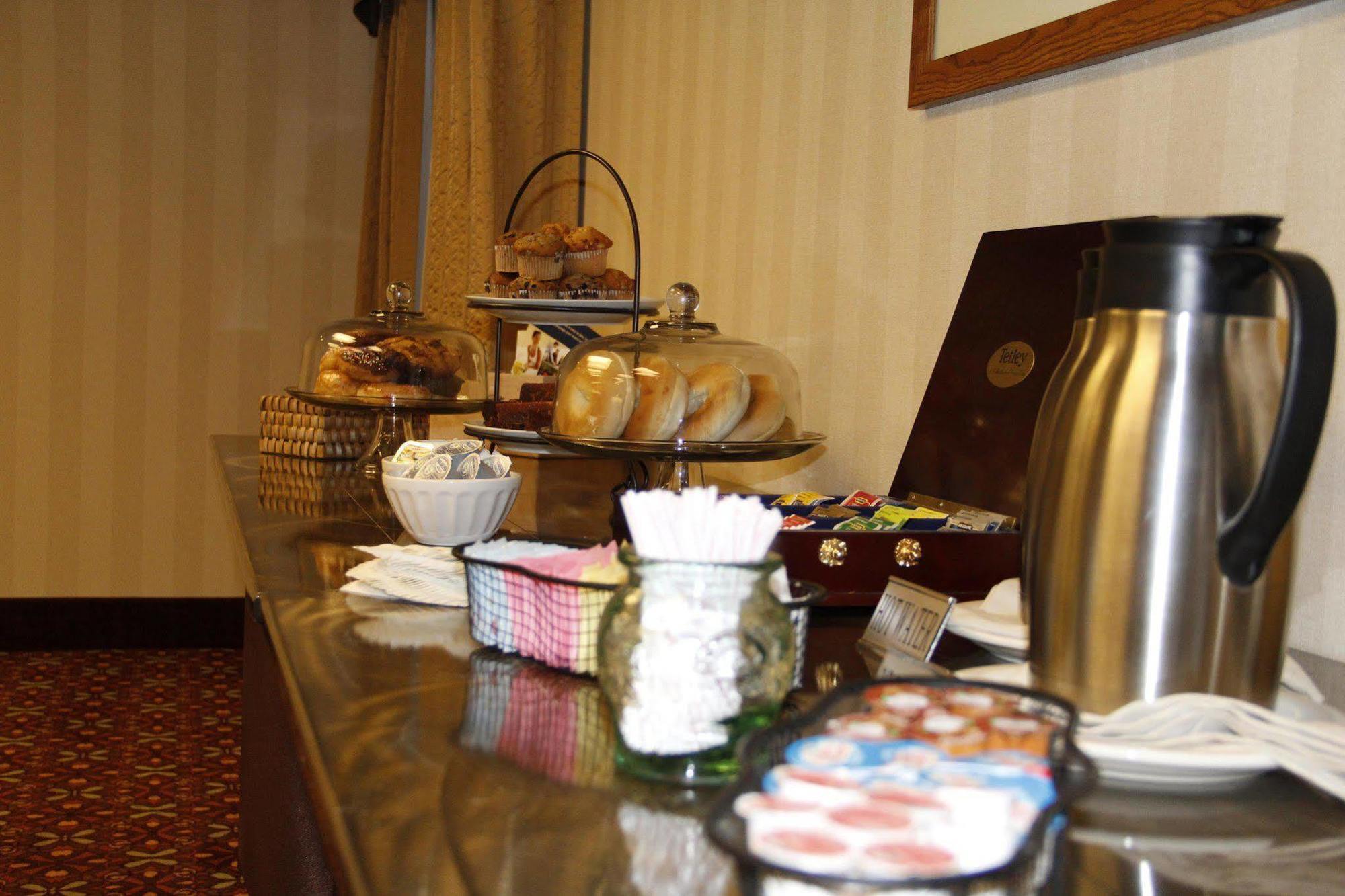 Hampton Inn & Suites Rochester/Victor Restoran fotoğraf